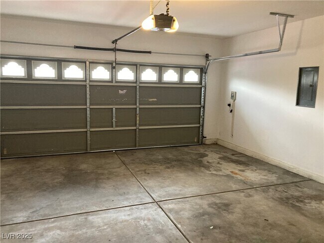 Building Photo - 9068 W Palomino Park Ct