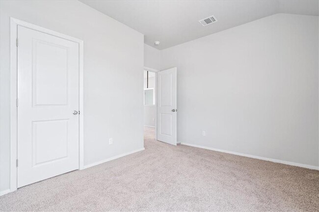 Building Photo - 179 Living Reef Dr