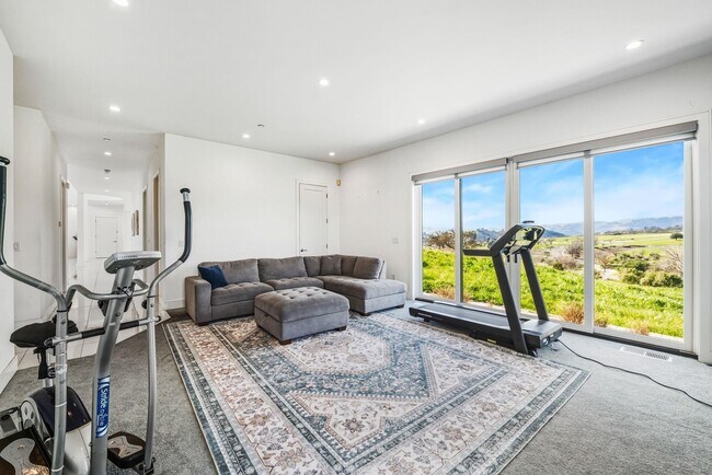 Building Photo - 7778 Laguna Heights Ct