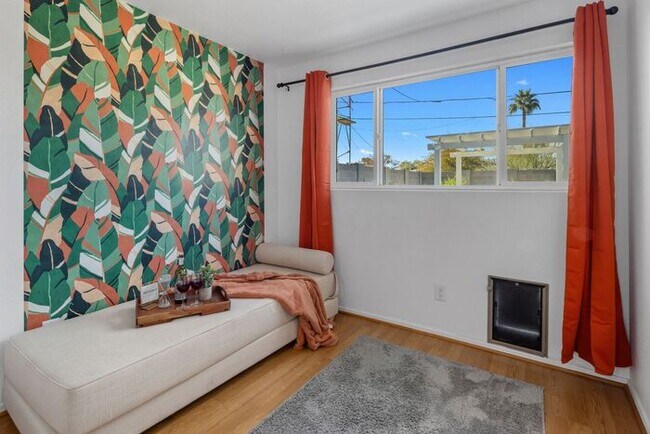 Building Photo - COMING SOON! Fully Furnished 3 Bedroom 3 Bathroom Home in Old Town Scottsdale