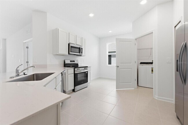 Building Photo - 5157 Green Belt Dr