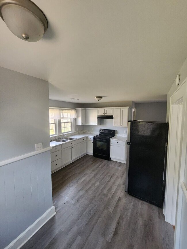 Building Photo - Now Available!