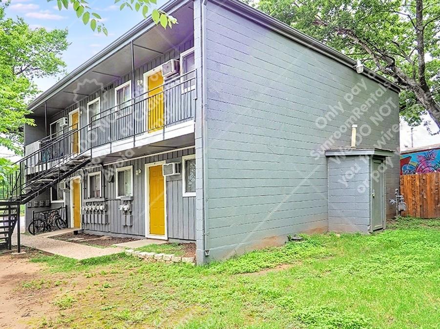 Building Photo - 903 Springdale Rd