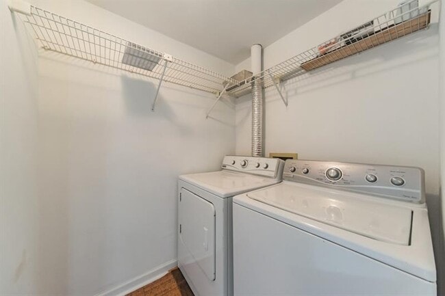 Building Photo - 199 14th St NE