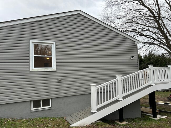 Building Photo - 3846 Muddy Creek Rd