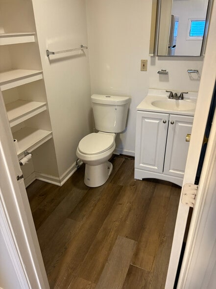 Building Photo - 23 Victor St