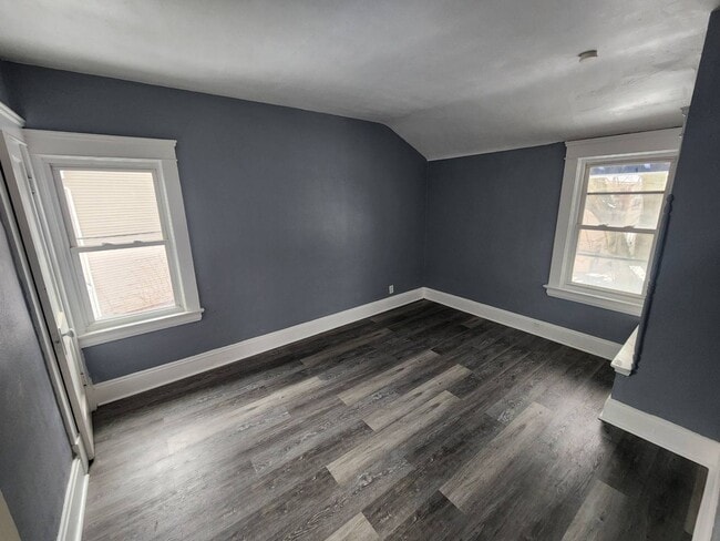 Building Photo - 1140 E 144th St