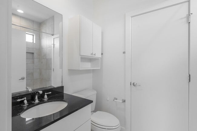 Building Photo - 4302 Spencer St