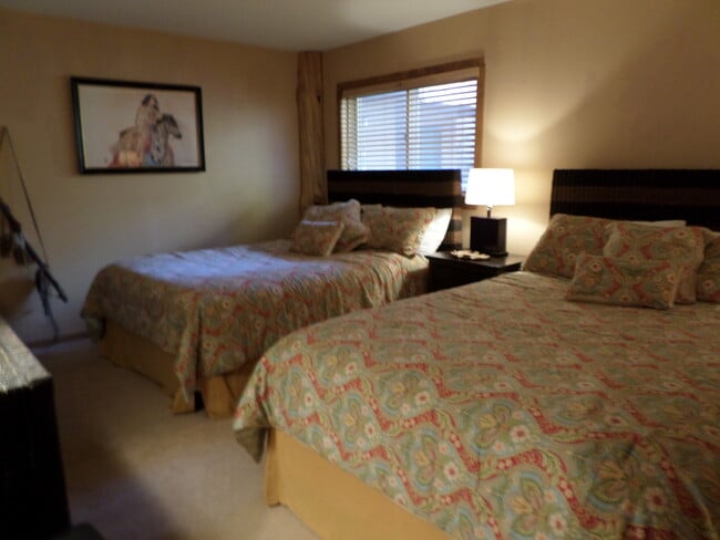 Building Photo - Winter Seasonal Rental- Marina Place 228