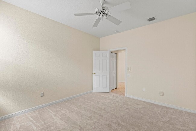 Building Photo - 6597 Marbletree Ln