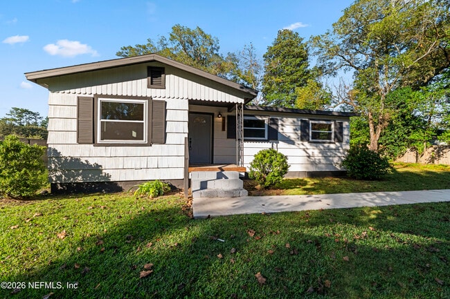 Building Photo - 2389 Hilly Rd