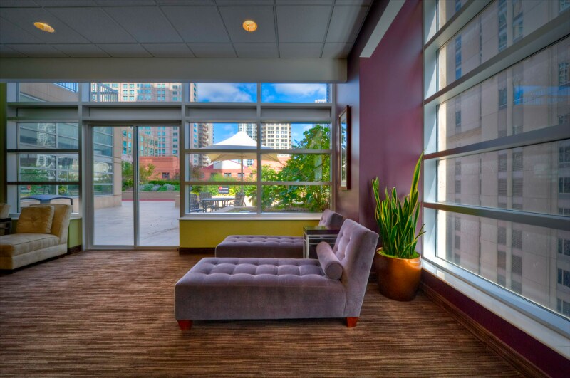 Building Photo - 529 N State St