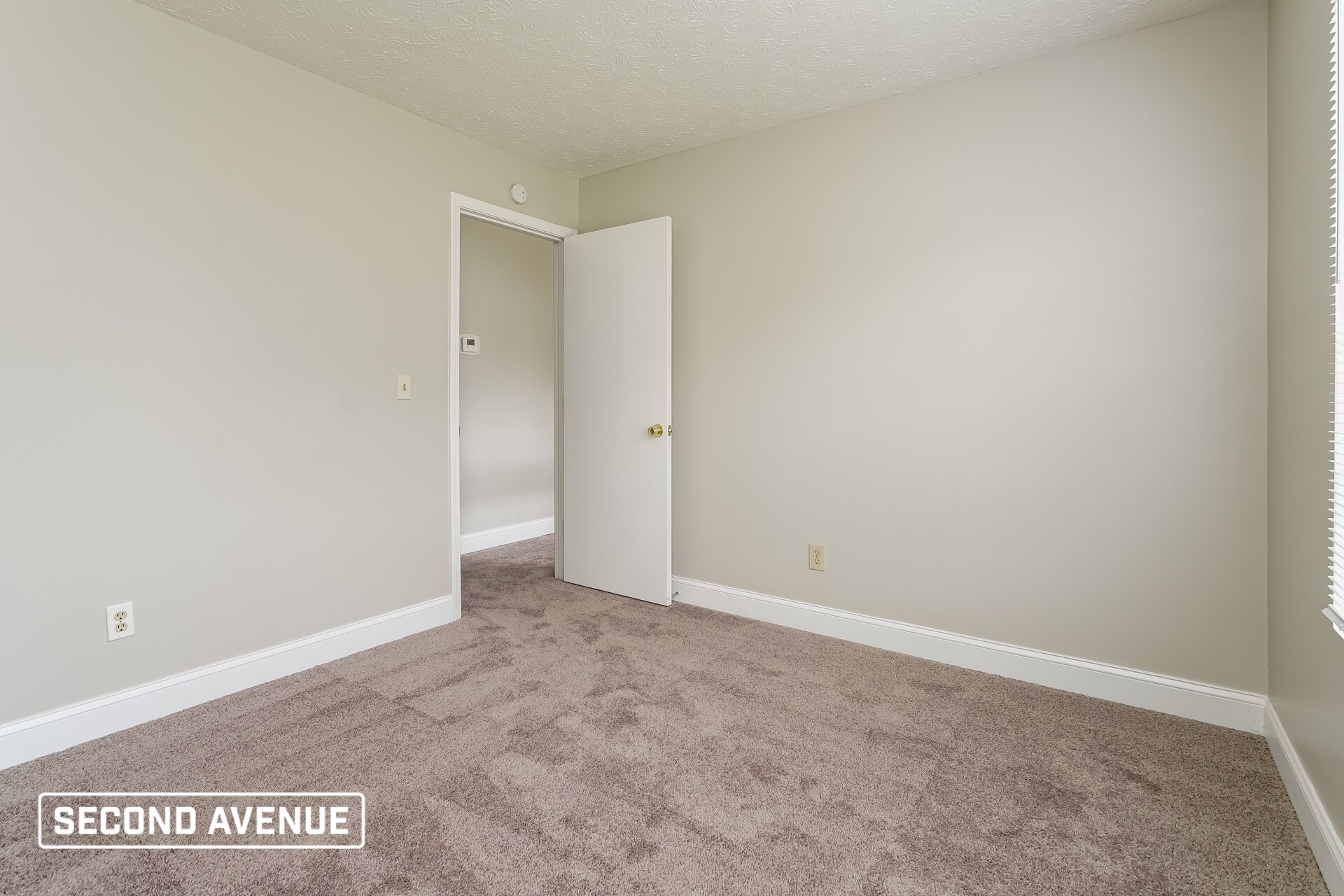 Building Photo - 5946 Crescent Ridge Ct