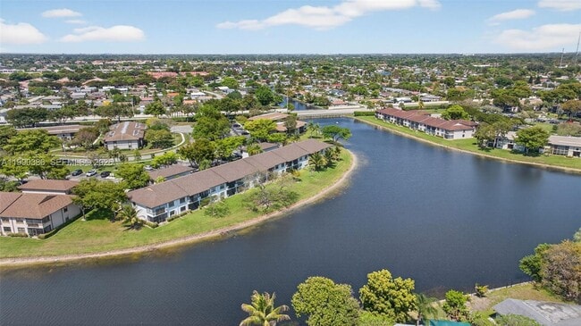 Building Photo - 9670 W McNab Rd