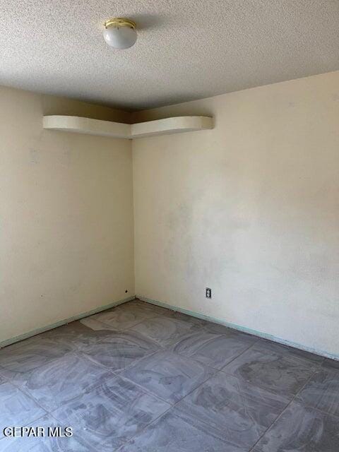 Building Photo - 10361 Valle del Mar Dr