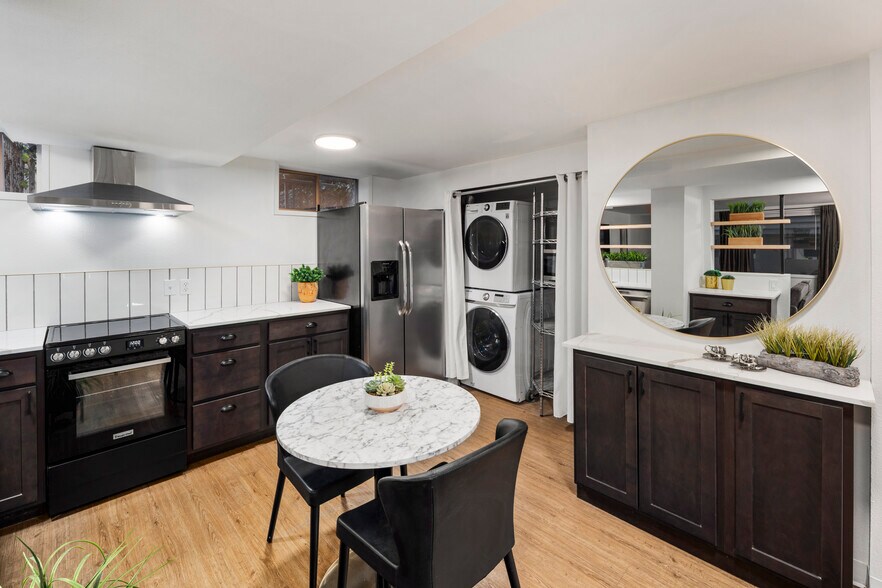 Building Photo - 9301 Linden Ave N