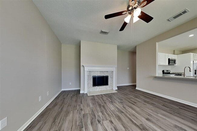 Building Photo - 25714 Oakridge Forest Ln
