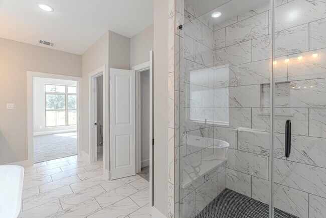 Building Photo - 15038 Wunderlust