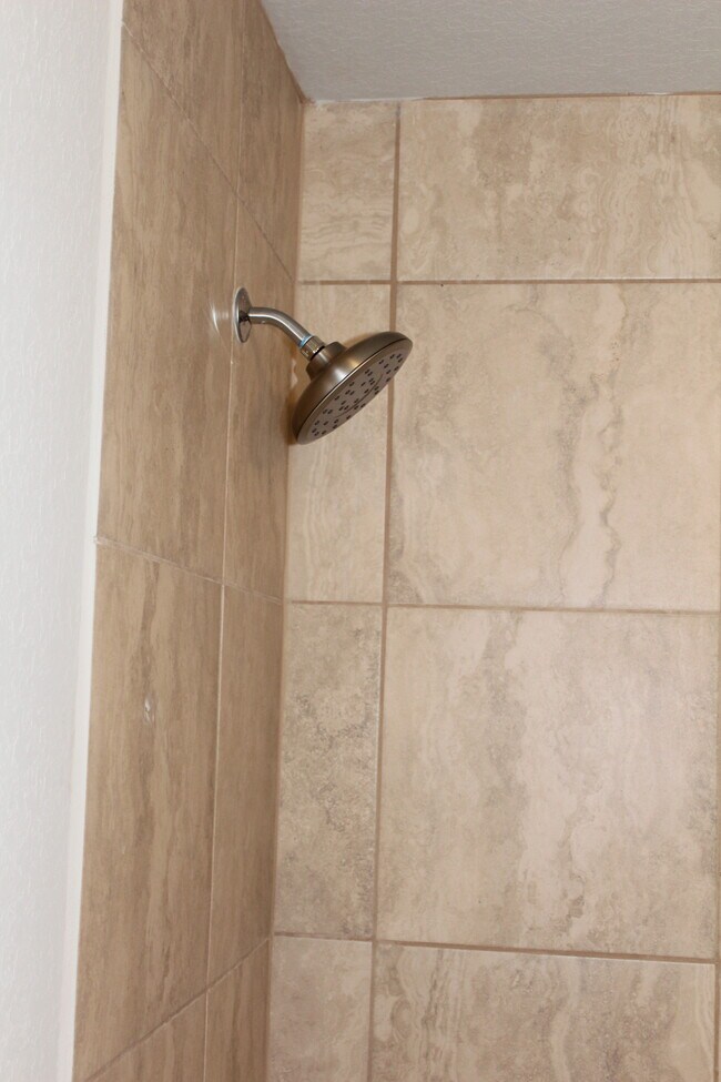 Bathroom 2 - 16922 Showdown Path