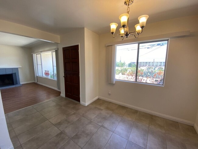 Building Photo - Spacious Home in Blue Zone Loma Linda!