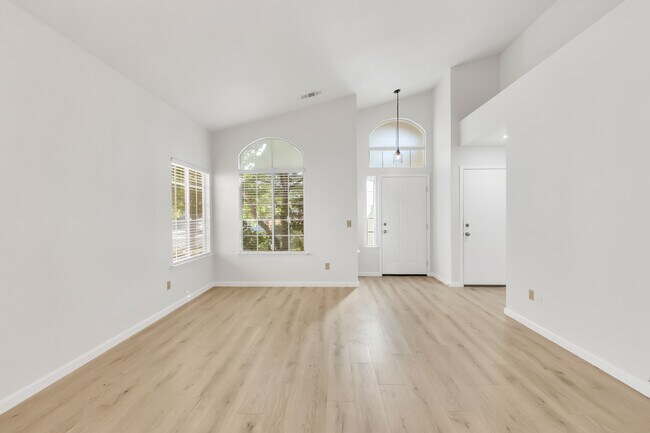 Building Photo - 9332 Caulfield Dr