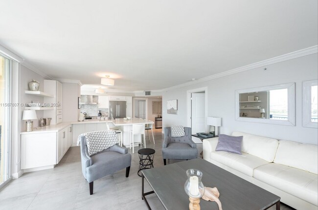 Building Photo - 90 Alton Rd