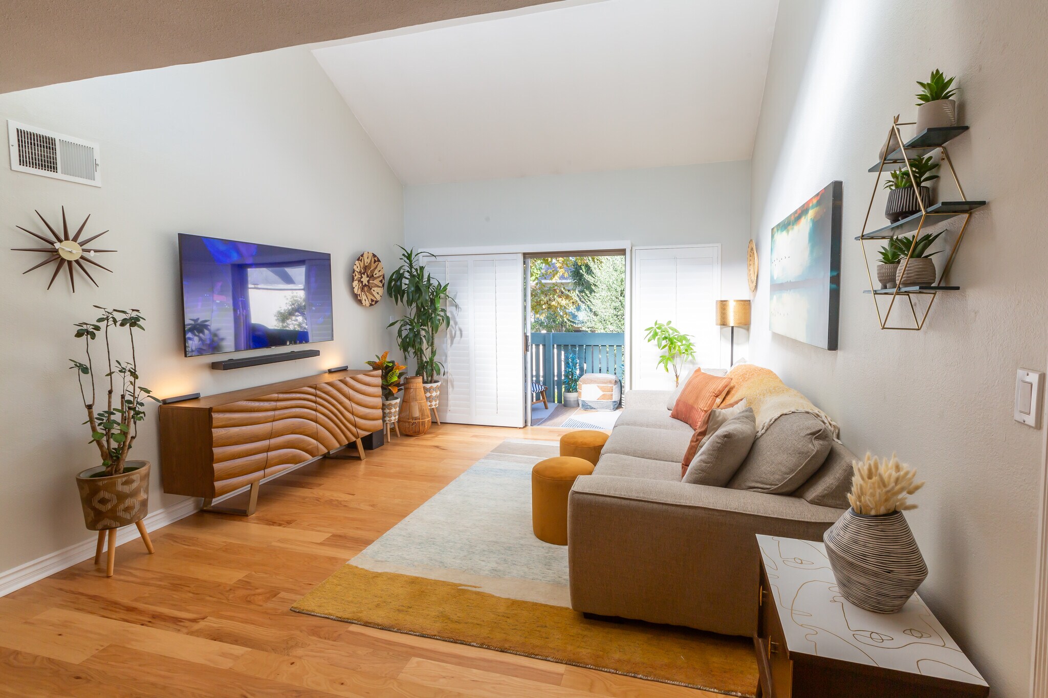 Building Photo - 5700 Etiwanda Ave