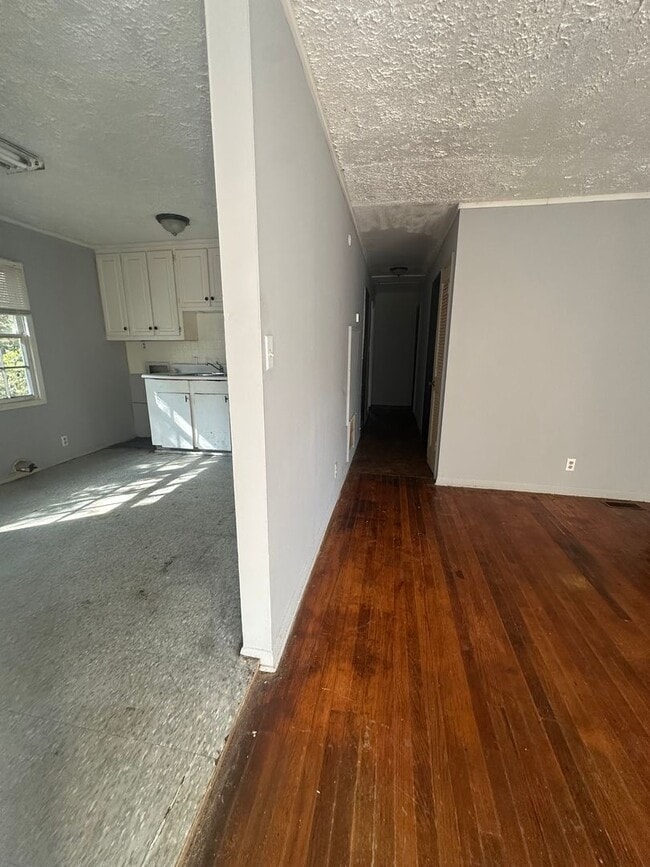 Building Photo - 4147 Marion Ave