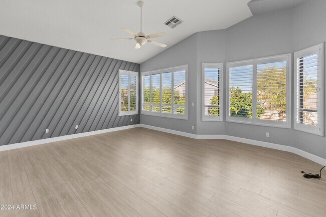 Building Photo - 6420 E Montreal Pl