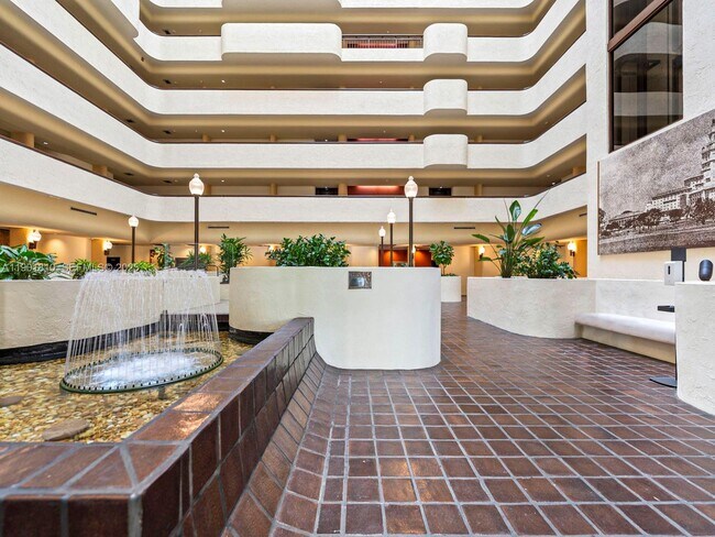 Building Photo - 600 Biltmore Way