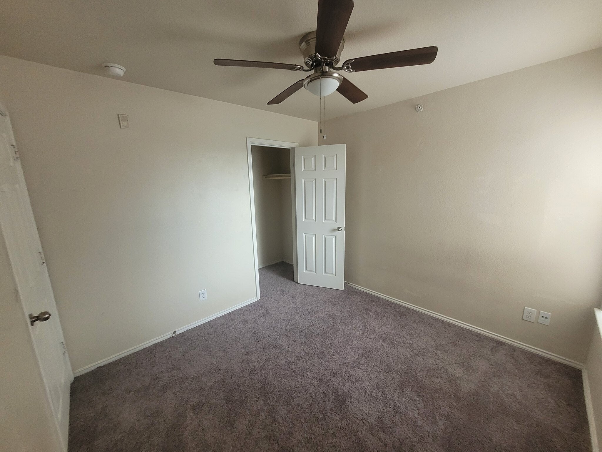 Building Photo - 10806 Mathom Landing