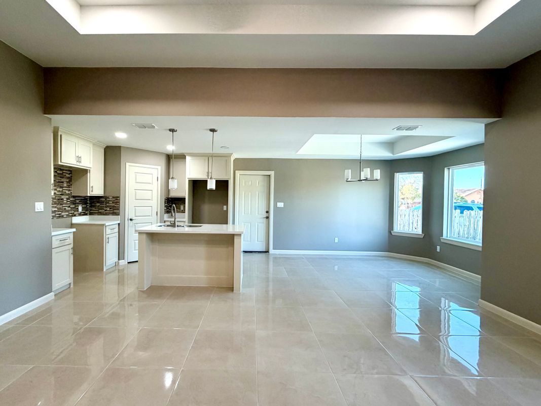 Building Photo - 3411 Elmira Ave