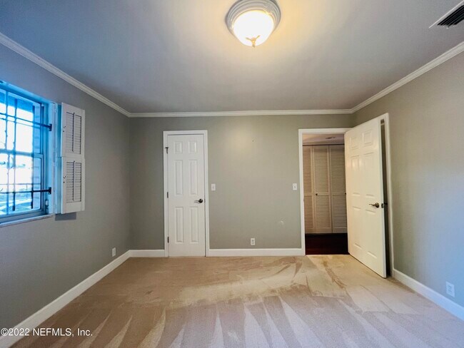 Building Photo - 2950 St Johns Ave