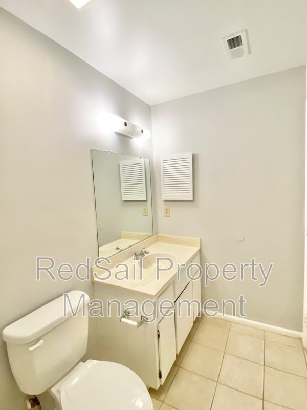 Building Photo - 115 Roane Dr