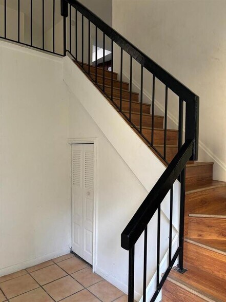 Building Photo - 2148 NW 57th Ave