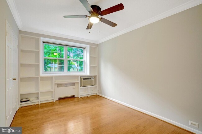 Building Photo - 211 N Trenton St