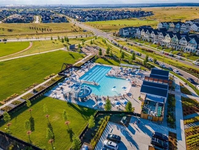 Building Photo - 6240 N Florence Wy