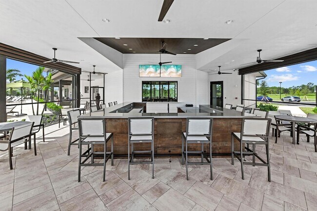 Building Photo - 9891 SW Legacy Dr