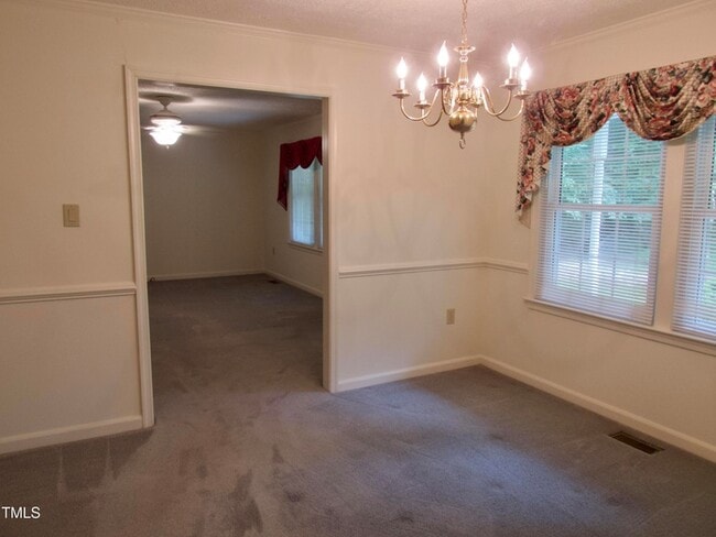 Building Photo - 979 Lamont Norwood Rd