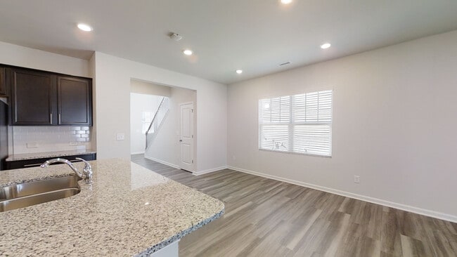 Building Photo - 121 Velten Ridge Dr