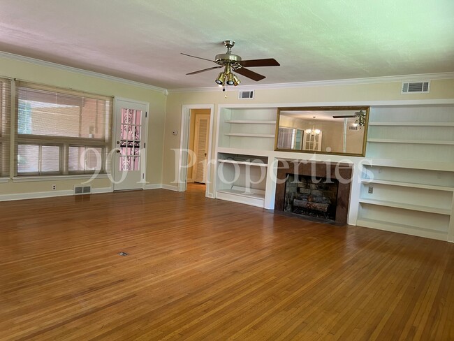 Building Photo - 4603 Park Ave
