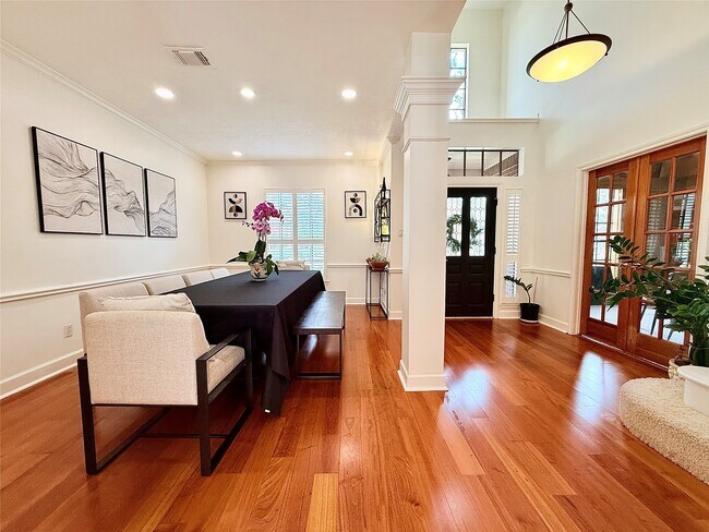 Building Photo - 16002 Garden Hill Ln