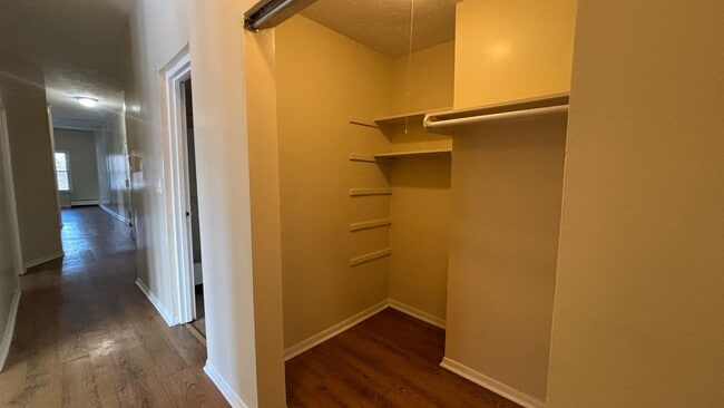 Building Photo - 4 Bedrooms 1.5 Bath Apartment with Heat and Hot Water Included!