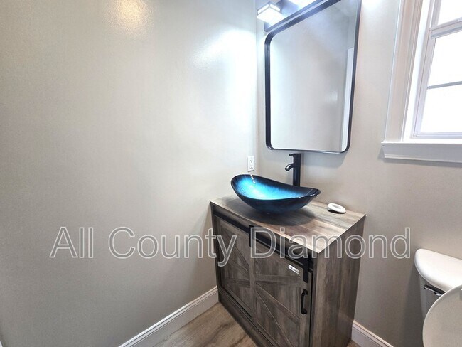 Building Photo - 9022 Houston St