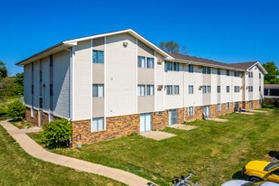 Building Photo - The Ridges