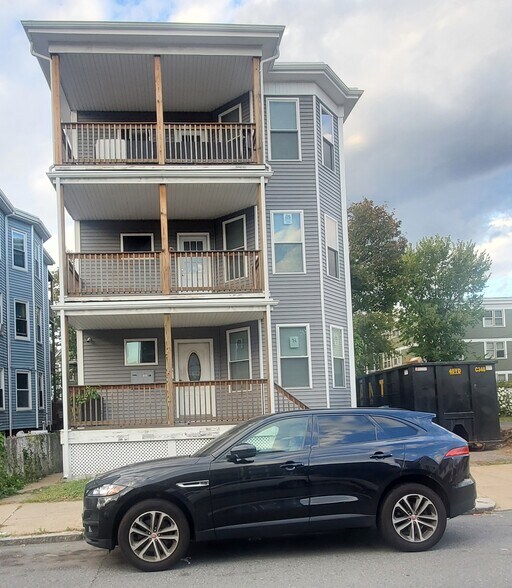 House Front - 9 Hansborough St
