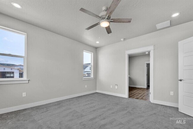 Building Photo - Immaculate Single-Level Home w/3-Car Garage