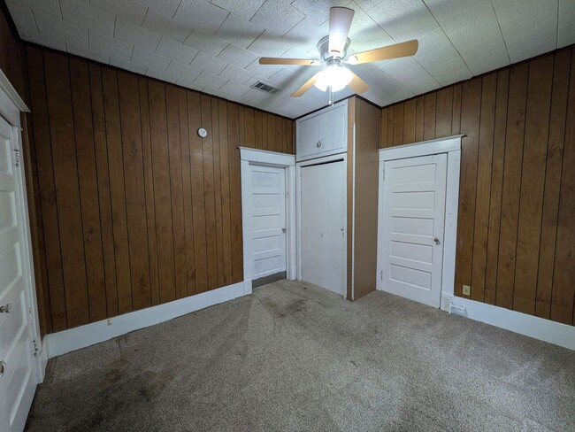 Building Photo - 1819 10th St