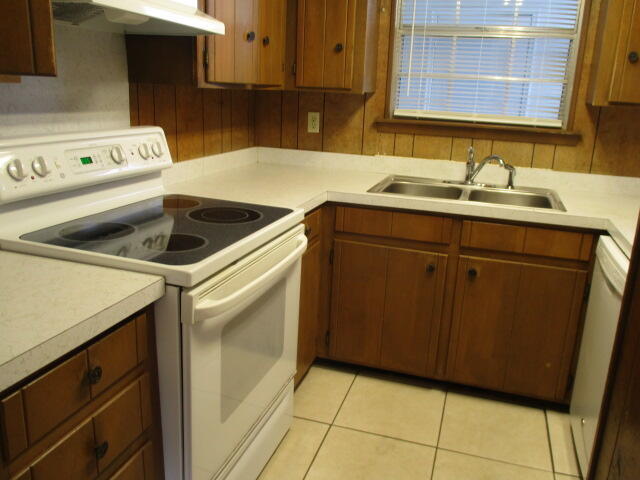 Building Photo - 106 Valencia Dr