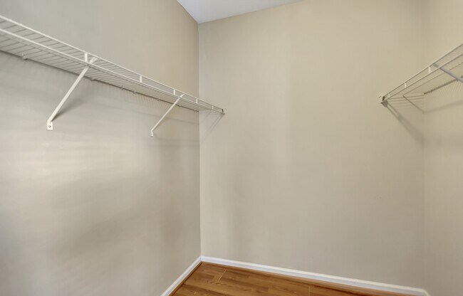 Building Photo - 416 Green Park Ln